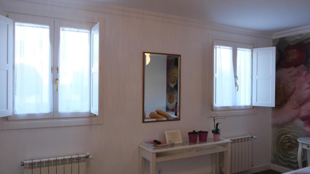 Hotel La Casa De Las Camelias Busto Екстер'єр фото