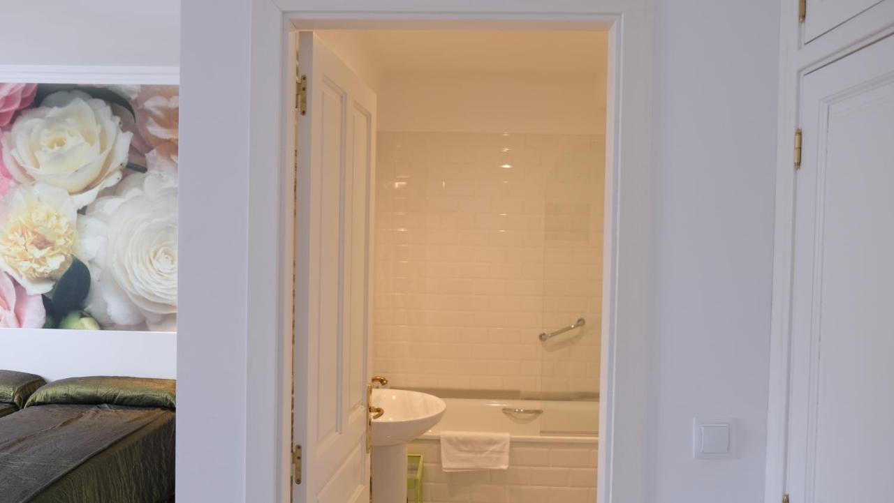 Hotel La Casa De Las Camelias Busto Екстер'єр фото